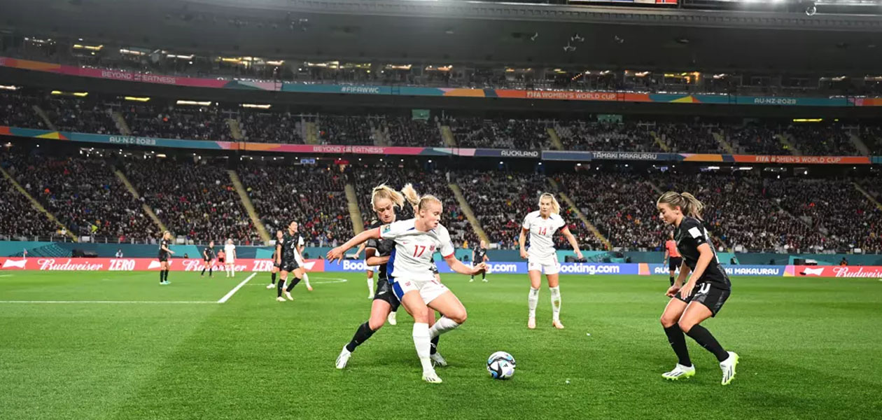 Com casa cheia Nova Zelândia consegue 1ª vitória pela Copa do Mundo Feminina
